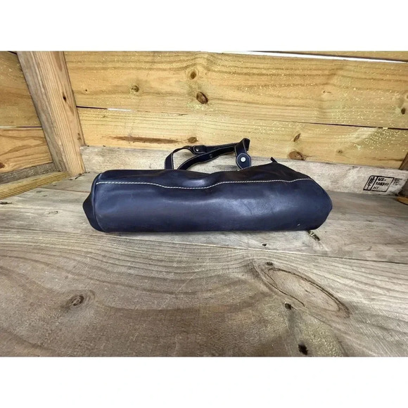 Cavalcanti Leather Shoulder Bag Genuine‎ Leather Made In Italy Navy blue color - Picture 5 of 8